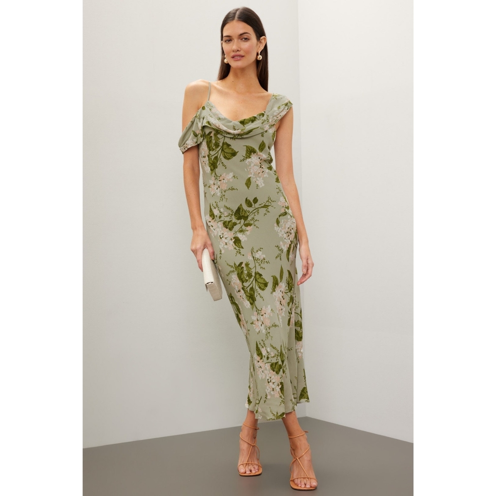 NWT Reformation Reva Green Garden Party Dress Assymetrical Off Shoulder